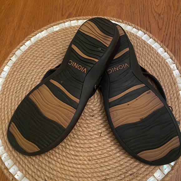 Vionic arch support sandal sz9 - Picture 4 of 6